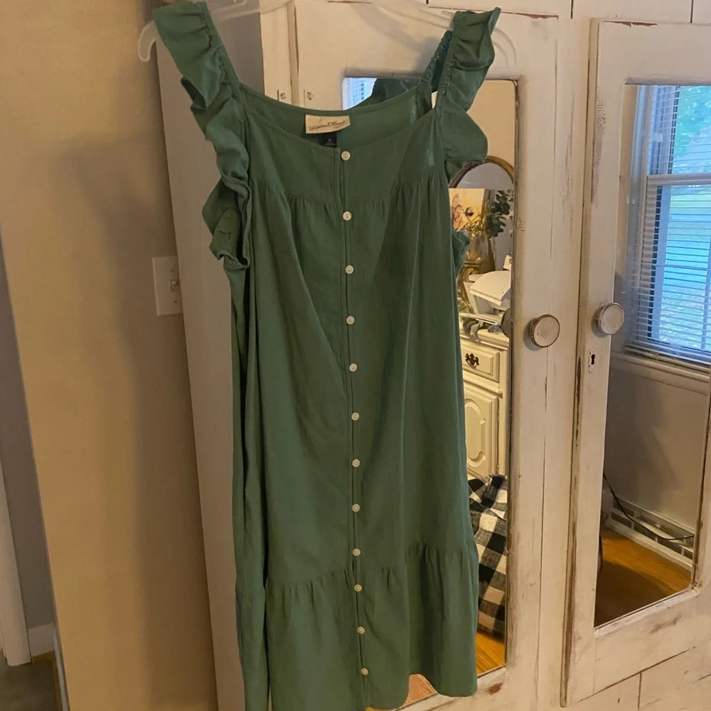 Universal Thread Green Ruffle Strap Dress - Picture 1 of 2